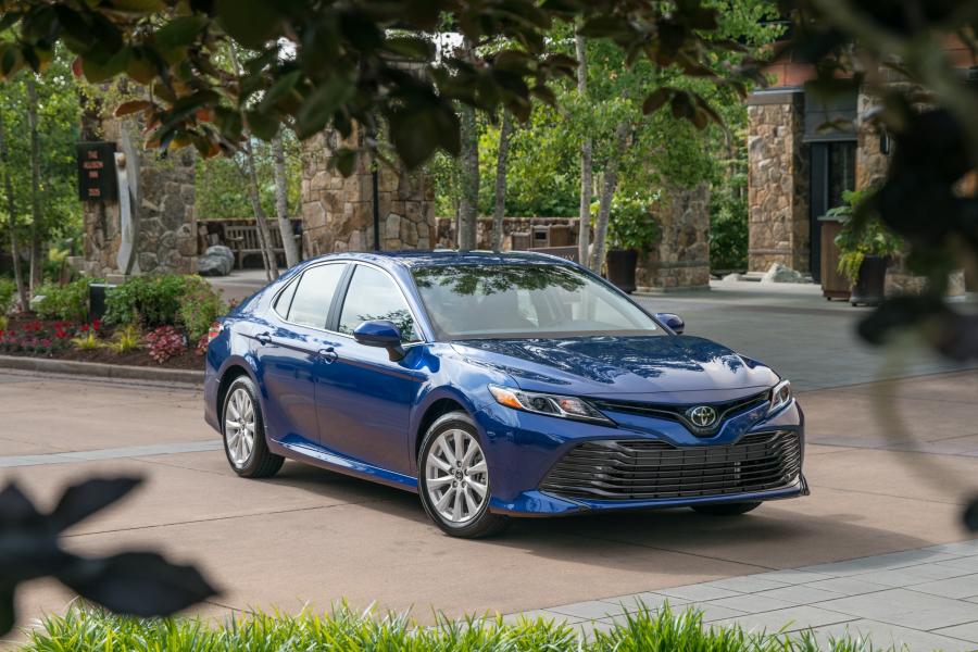 Toyota Camry LE (NA) '2017